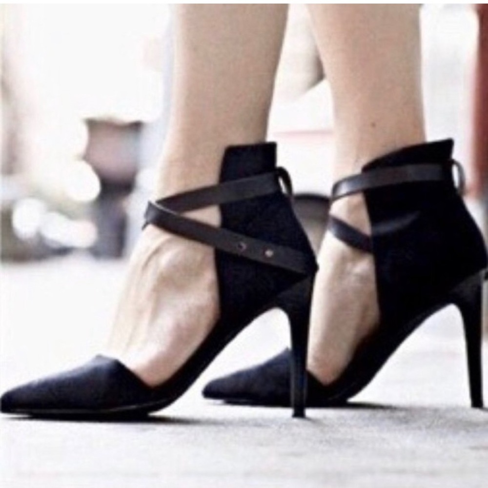 Joe’s Jeans LANEY ankle wrap in Black with pointed toe - Picture 13 of 14